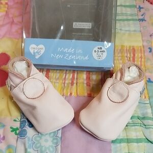 Bobux Soft Pink Pediatrician recommended Soft Soles Made In New Zealand